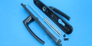 изображение товара Нажимной гарнитур 35/92, антрацит с возвратной ручкой Mesut (3 винта) фото товара Нажимной гарнитур 35/92, антрацит с возвратной ручкой Mesut (3 винта)