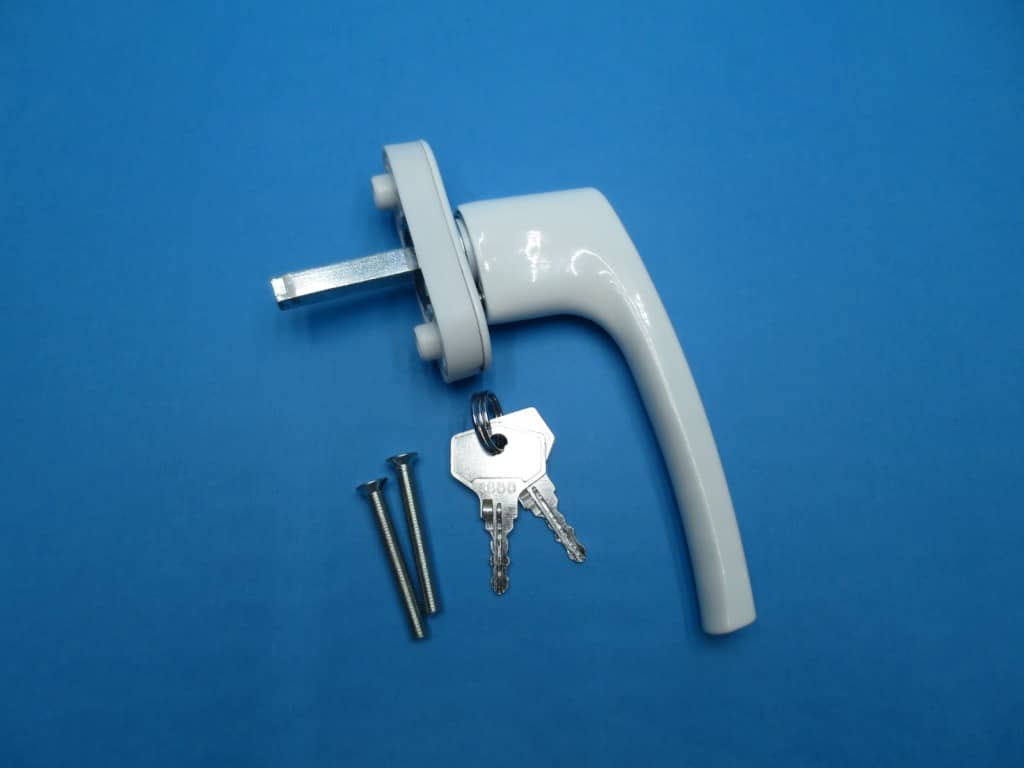 фото товара Ручка оконная с ключом и кнопкой, белая 35 мм овальная накладка